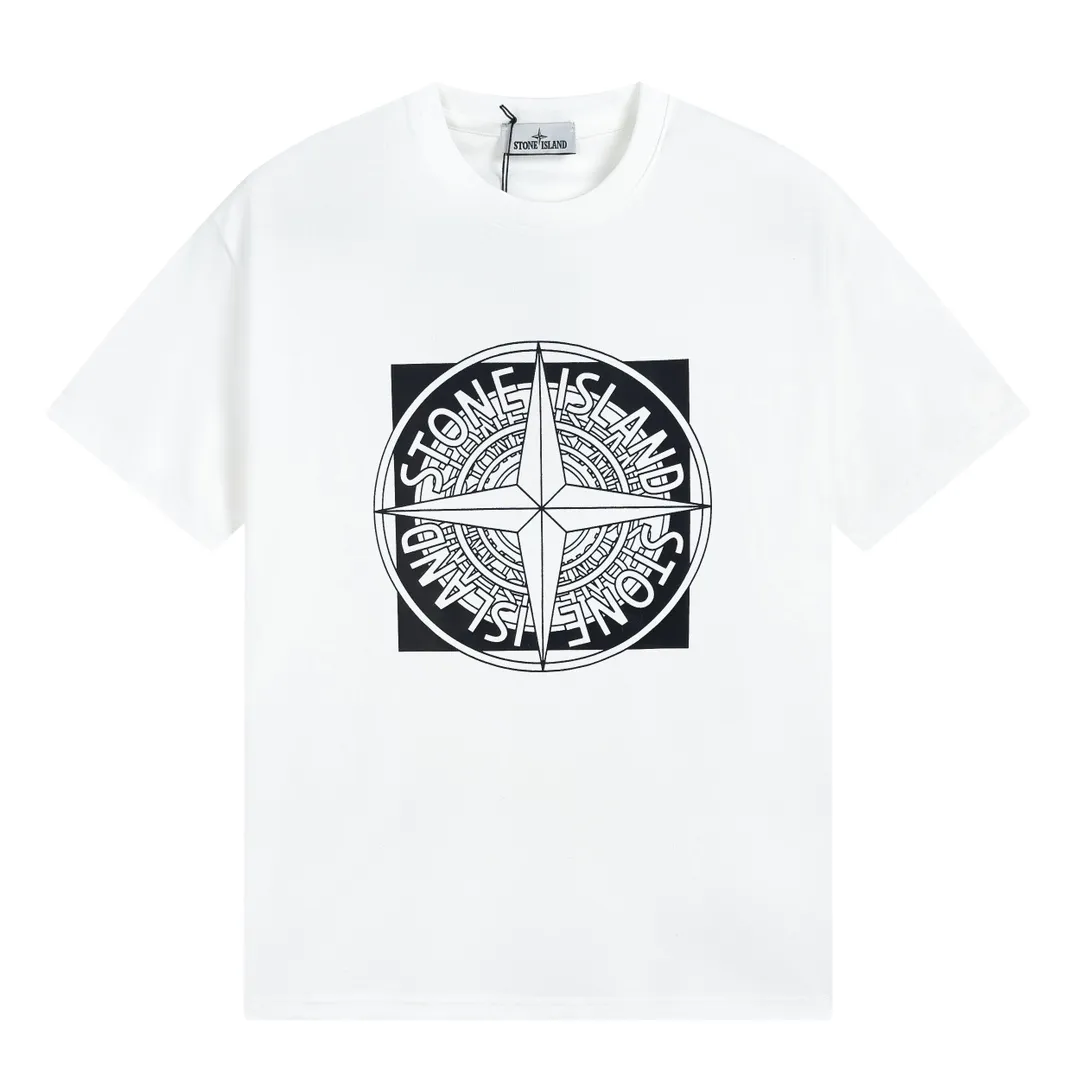 W626#P110💰 [Stone lsland/Stone Island summer new short-sleeved T-shirt with big compass print on the chest] ⚠️[Original creation with high control of details] - Made of 260 grams of combed cotton with 32-count double yarn, soft and comfortable to the touch, sweat-absorbent and breathable. - Simple, basic and versatile style, original quality, the first choice for couples. - Made in a large factory, four needles and five threads on the shoulder, neatly arranged, high quality workmanship. - Same style for men and women. Very versatile, one piece for everyone, details are clearly visible. Color: Black White Size: M L
